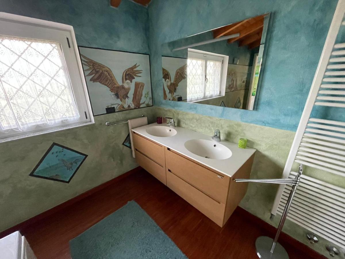 Lussuosa Villa Vicino Alla Stazione Caronno Pertusella Dış mekan fotoğraf